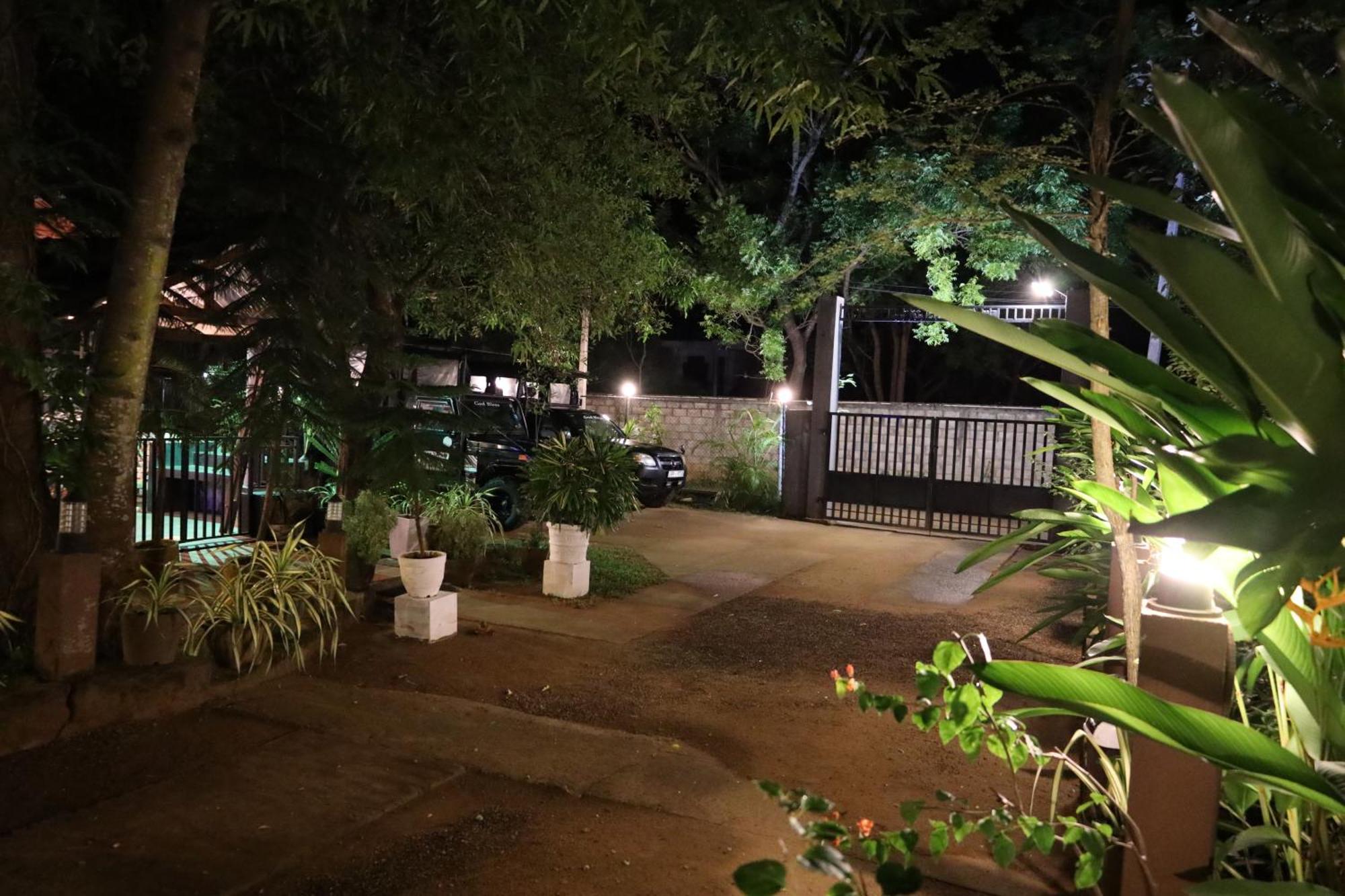 Max Safari Villa 우다왈라웨 외부 사진