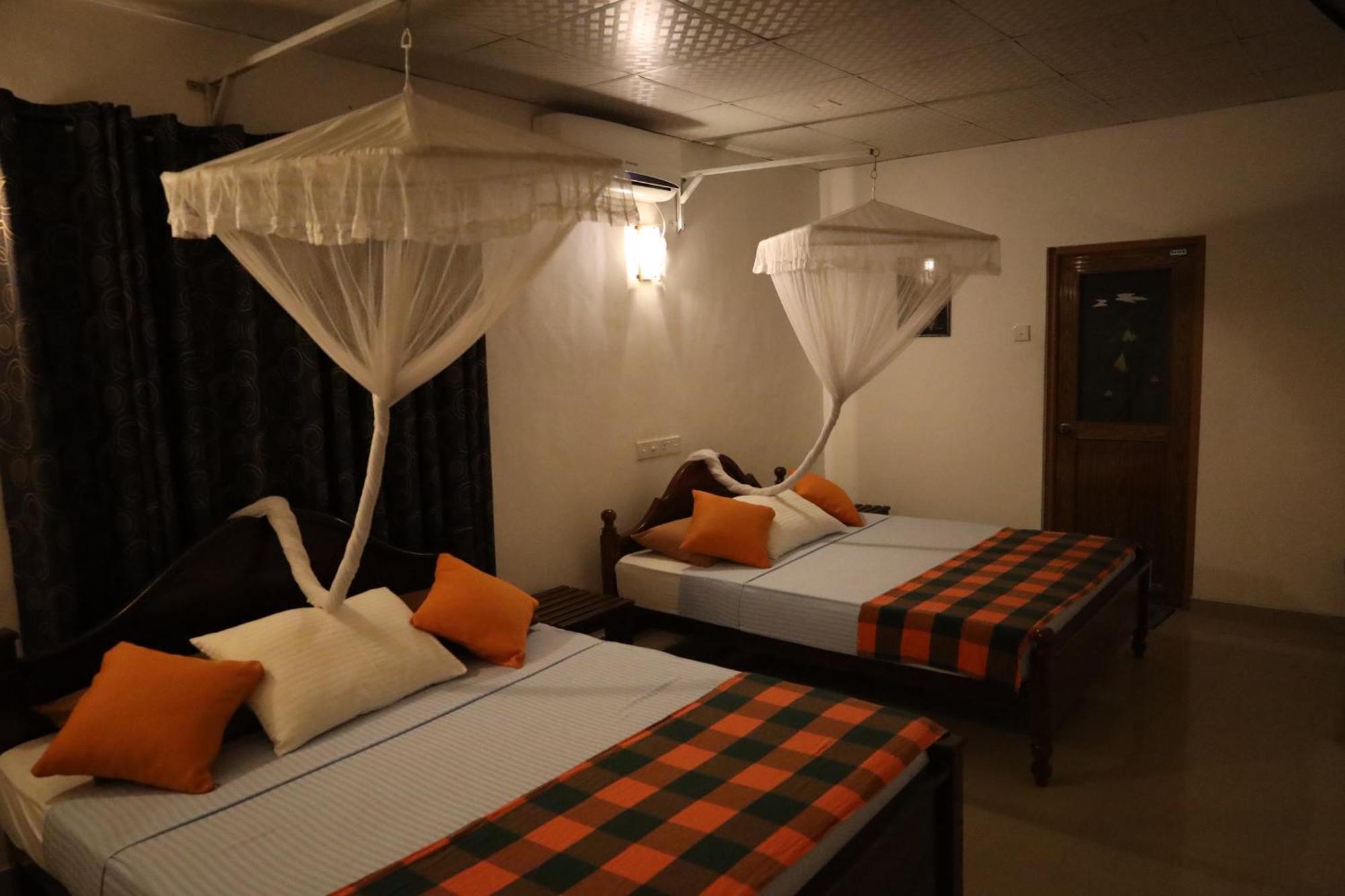 Max Safari Villa 우다왈라웨 외부 사진